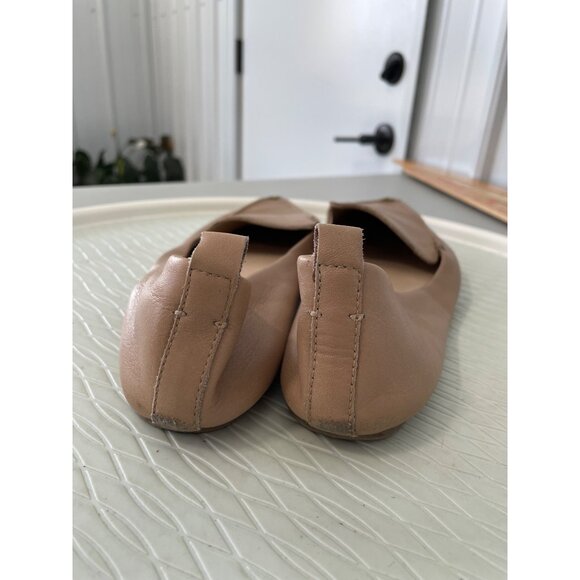 Aldo Slip On Flats Size 7.5 Pointed Toe Beige Leather Comfort Flats Minimalist - Picture 8 of 9